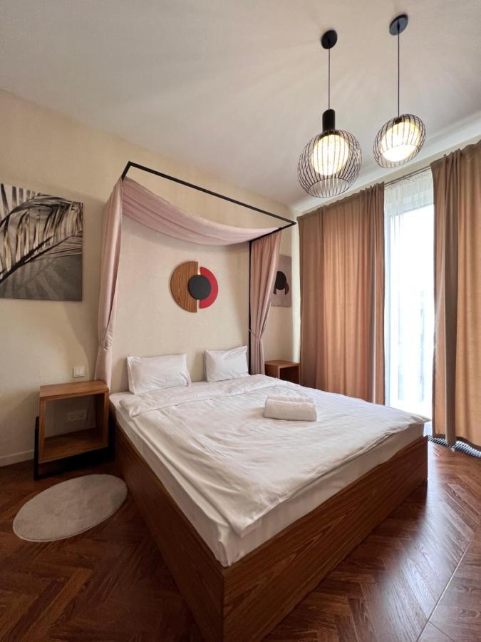 Hotel Manica Esentai City Almaty Eksteriør billede
