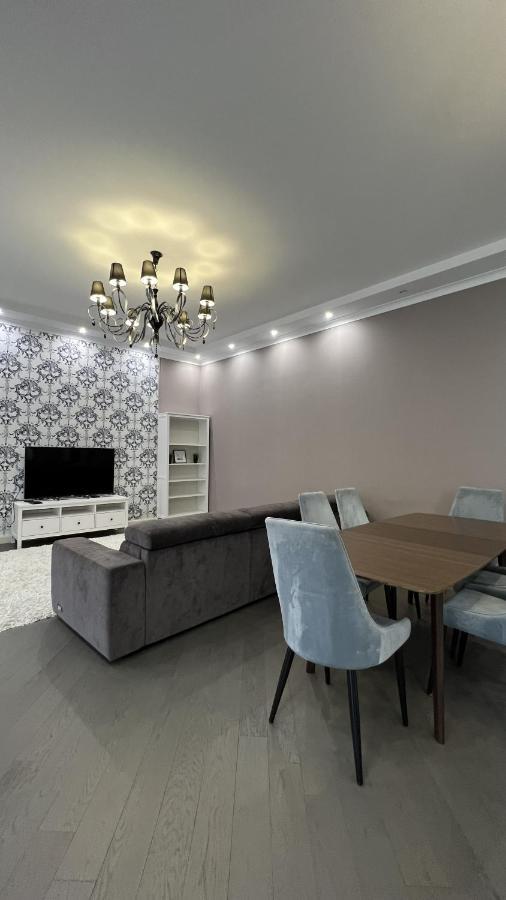 Hotel Manica Esentai City Almaty Eksteriør billede