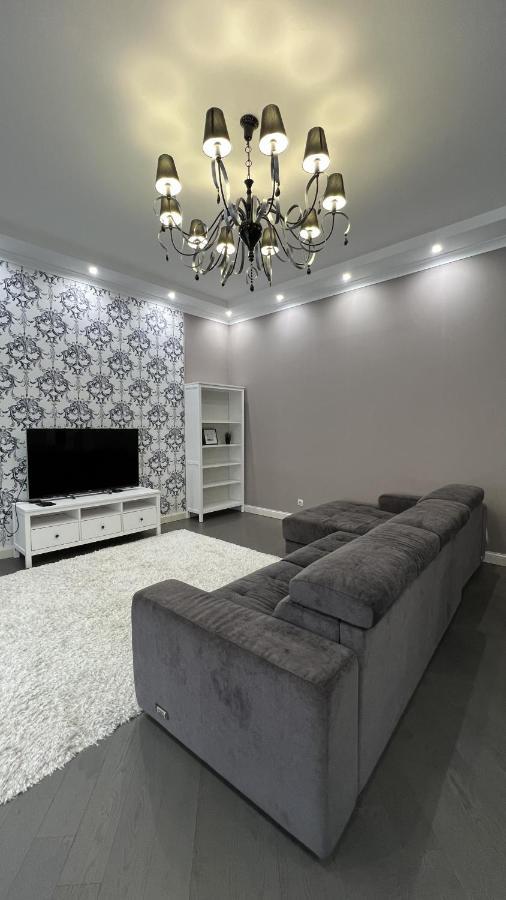 Hotel Manica Esentai City Almaty Eksteriør billede