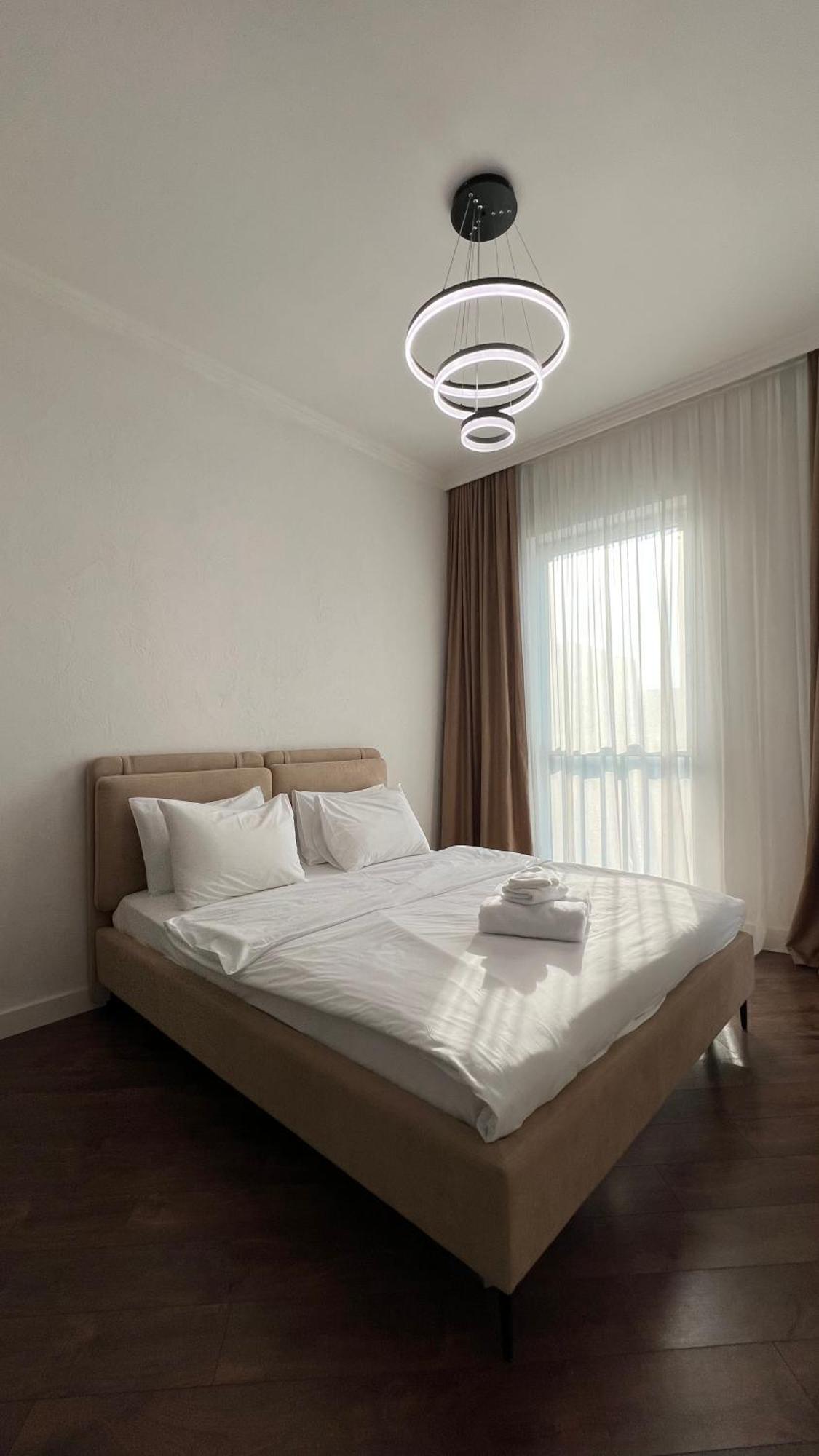 Hotel Manica Esentai City Almaty Eksteriør billede