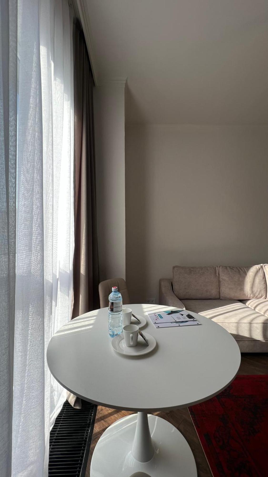 Hotel Manica Esentai City Almaty Eksteriør billede