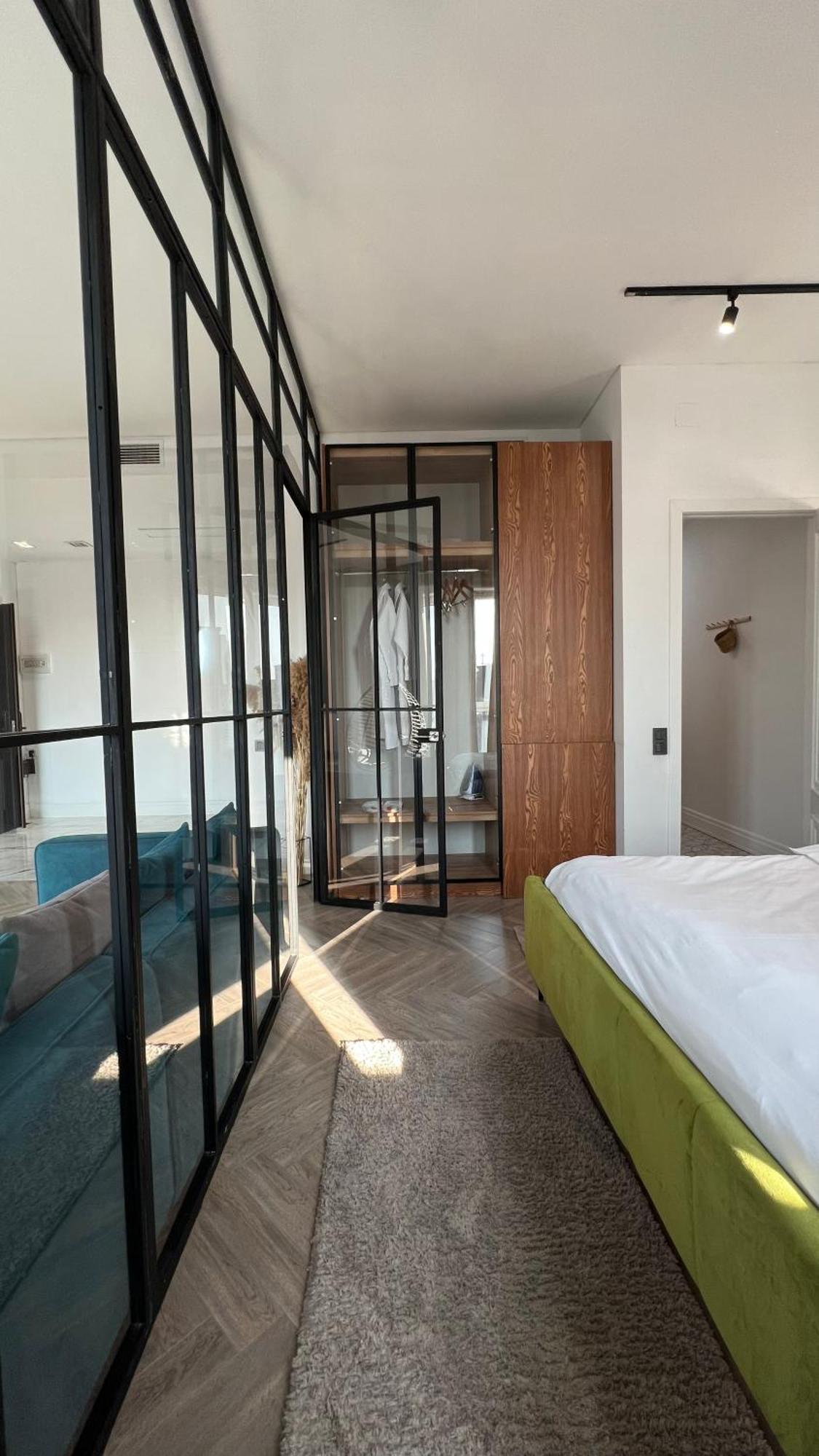 Hotel Manica Esentai City Almaty Eksteriør billede