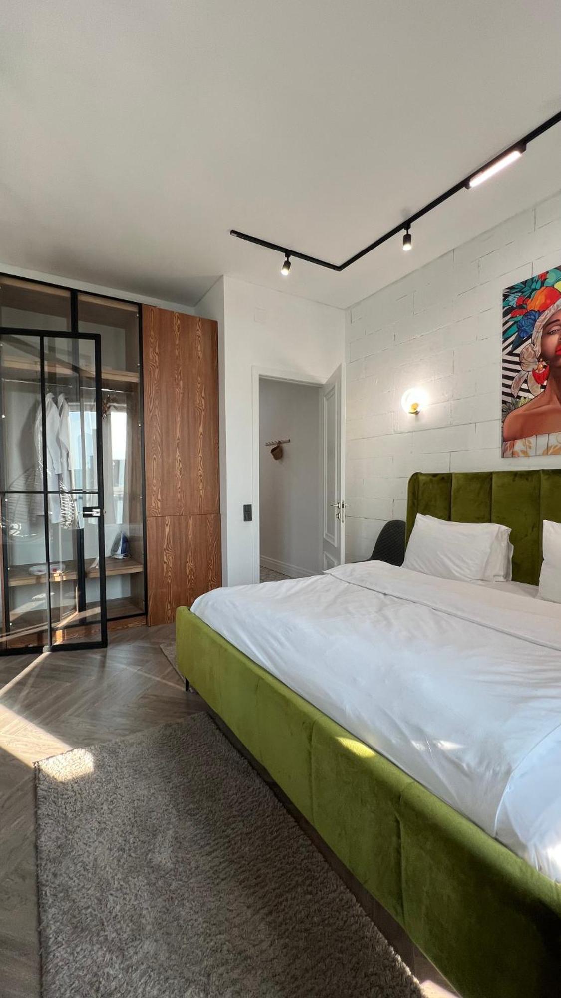 Hotel Manica Esentai City Almaty Eksteriør billede